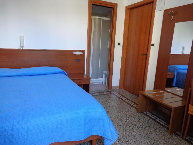Hotel Lora Rda Luxury Bordighera Exterior photo