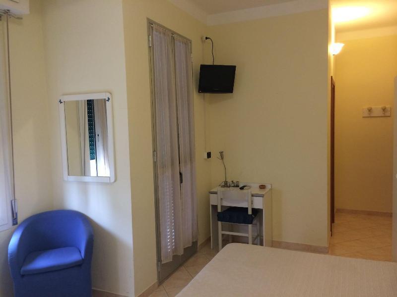 Hotel Lora Rda Luxury Bordighera Exterior photo