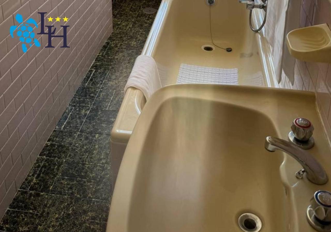 Hotel Lora Rda Luxury Bordighera Room photo
