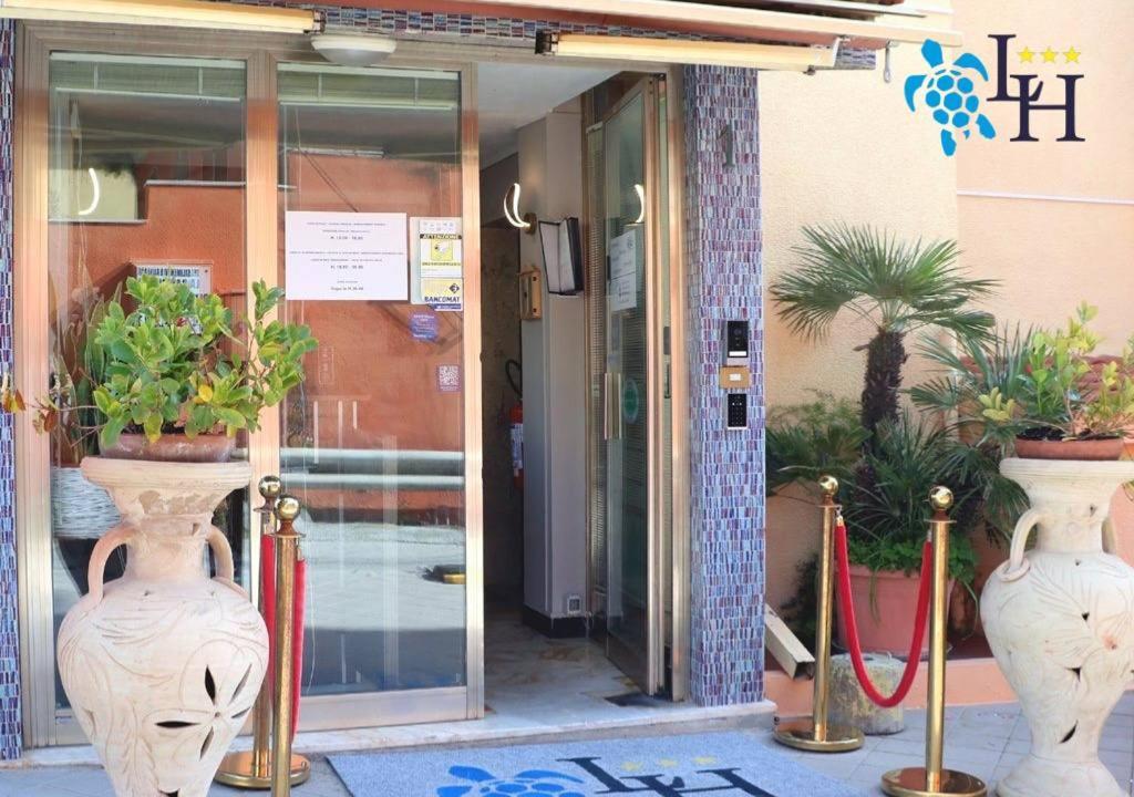 Hotel Lora Rda Luxury Bordighera Exterior photo