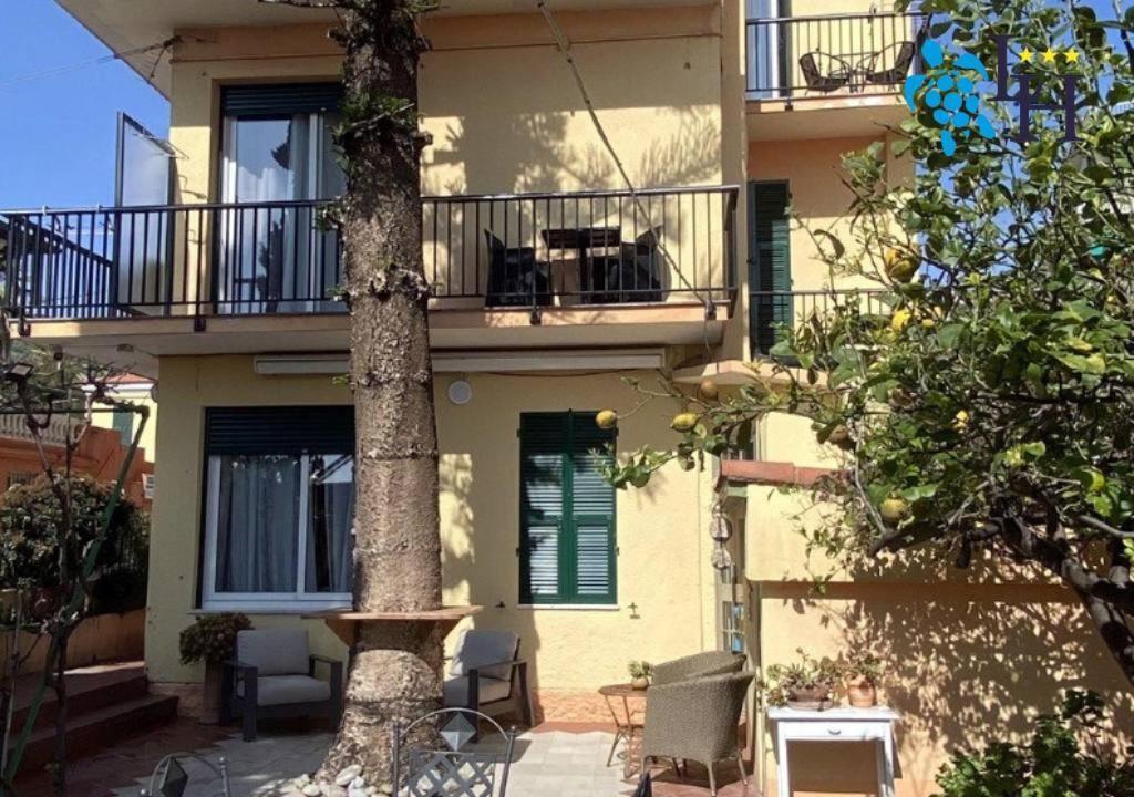 Hotel Lora Rda Luxury Bordighera Exterior photo