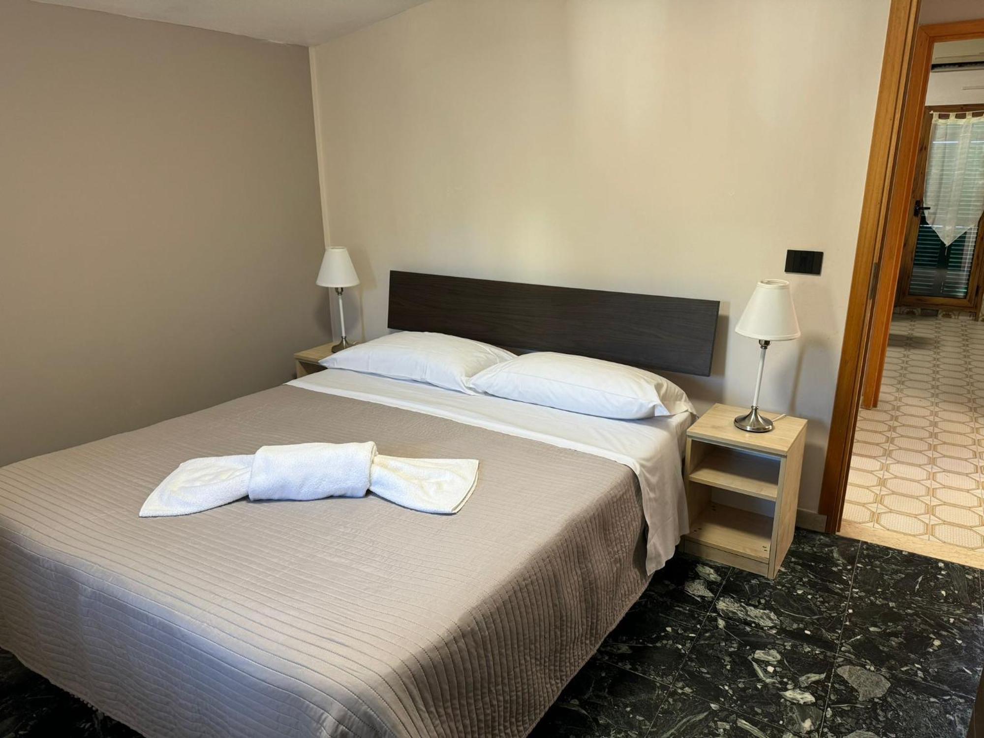 Hotel Lora Rda Luxury Bordighera Exterior photo