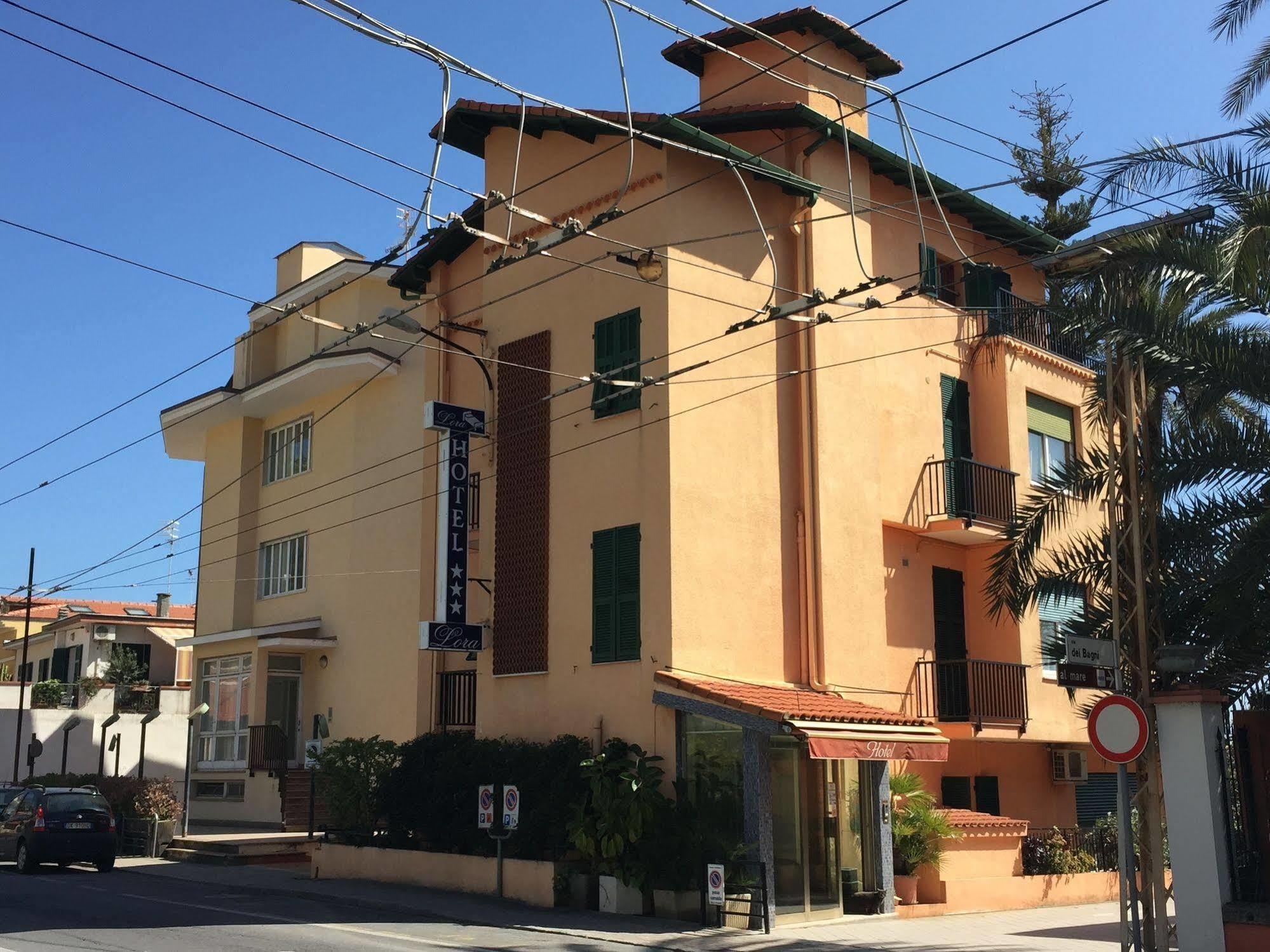Hotel Lora Rda Luxury Bordighera Exterior photo