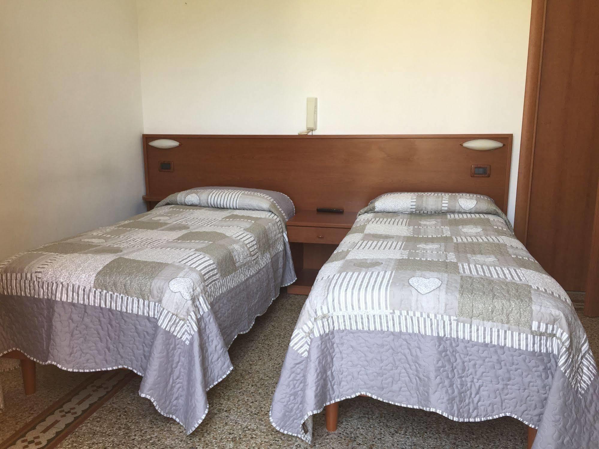 Hotel Lora Rda Luxury Bordighera Exterior photo