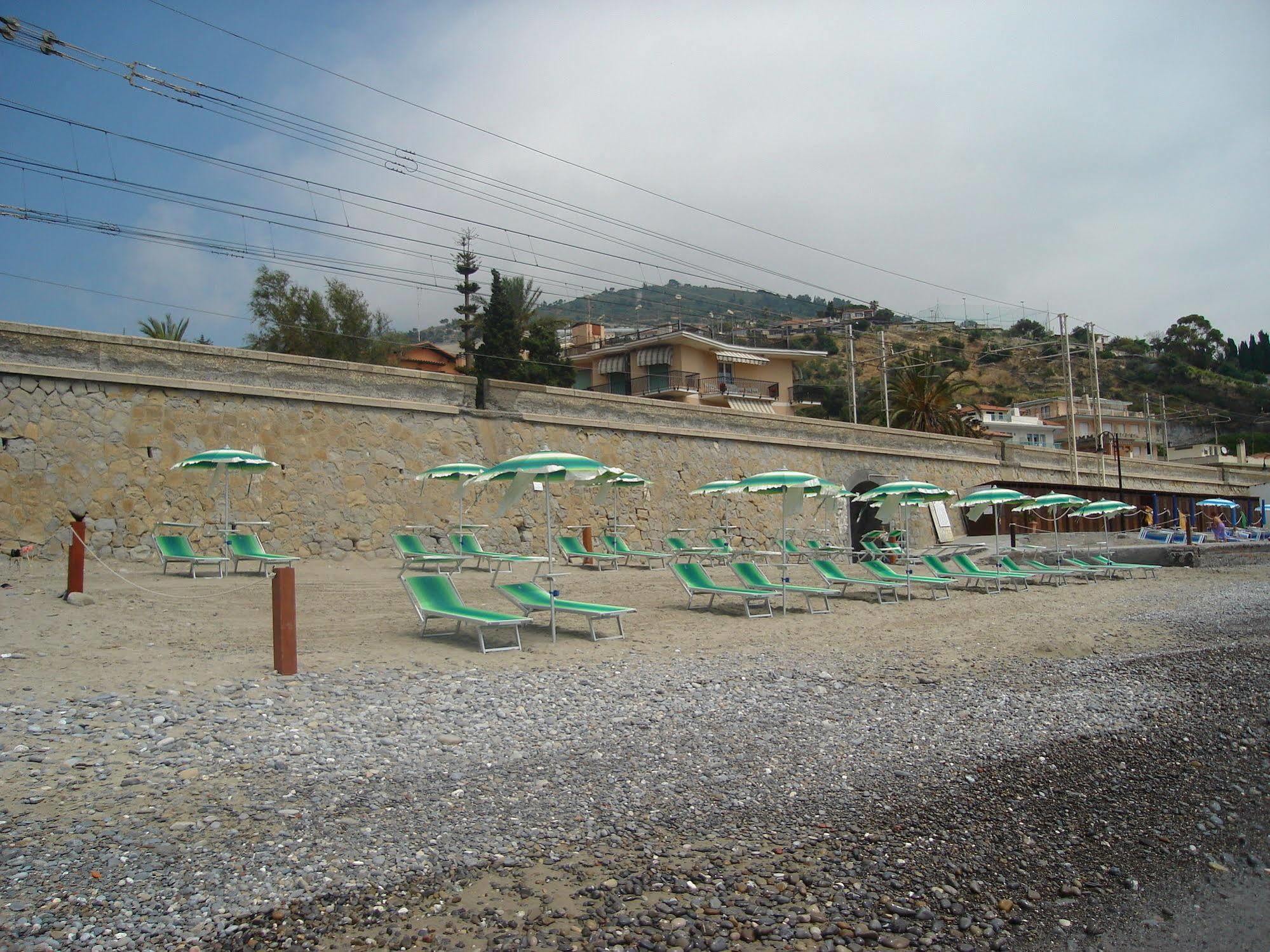 Hotel Lora Rda Luxury Bordighera Exterior photo